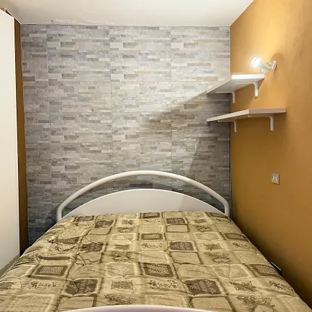 公寓 & Relax Nido Alpino A Cervinia Cielo Alto 布勒伊-切尔维尼亚