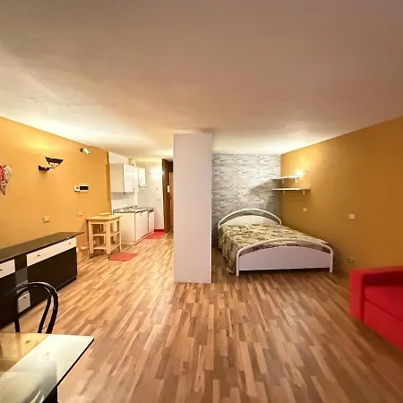 & Relax Nido Alpino A Cervinia Cielo Alto * 布勒伊-切尔维尼亚